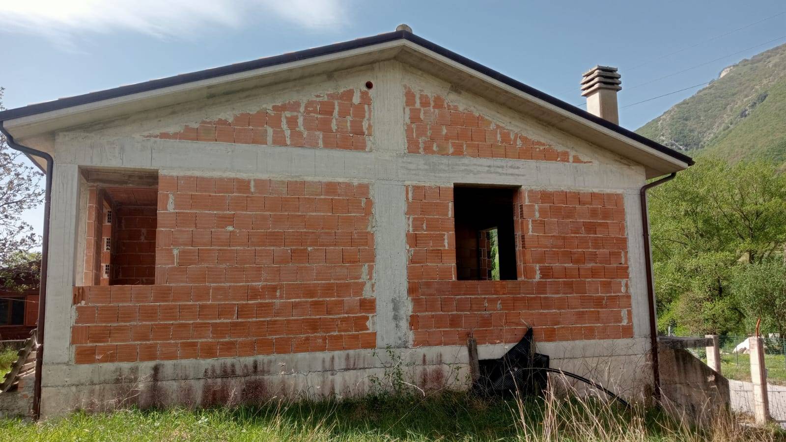 Casa singola in vendita a Fabriano, Campodonico