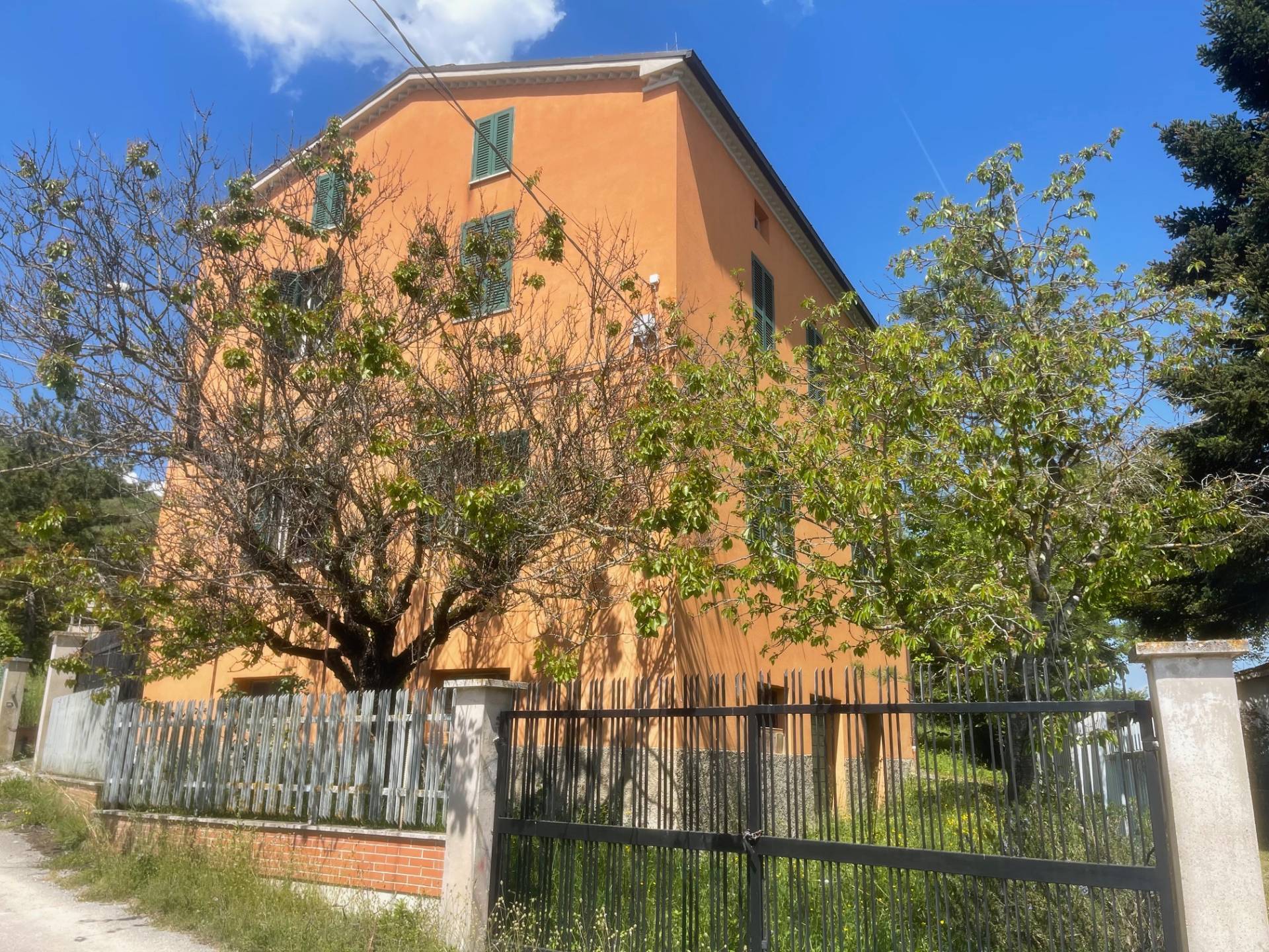 Casa singola in vendita a Genga
