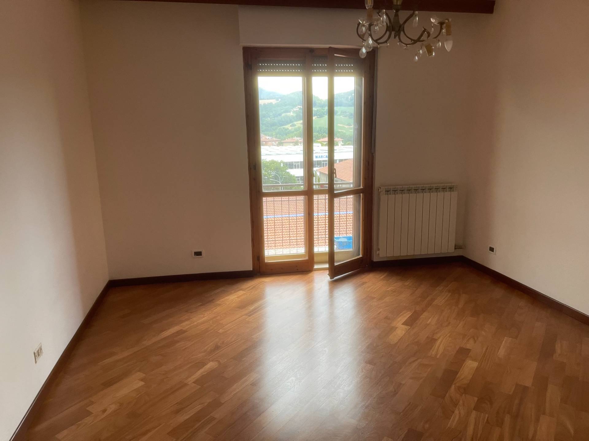 Appartamento in vendita a Fabriano, Santa Maria
