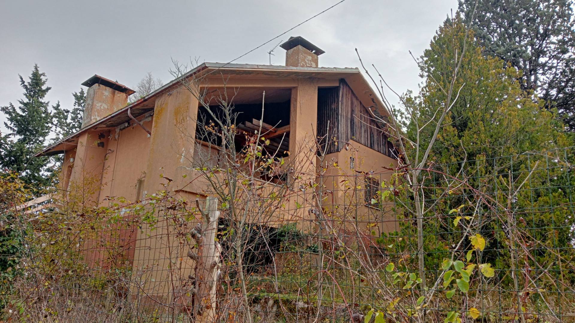 Villa in vendita a Sassoferrato, Frazioni Periferiche