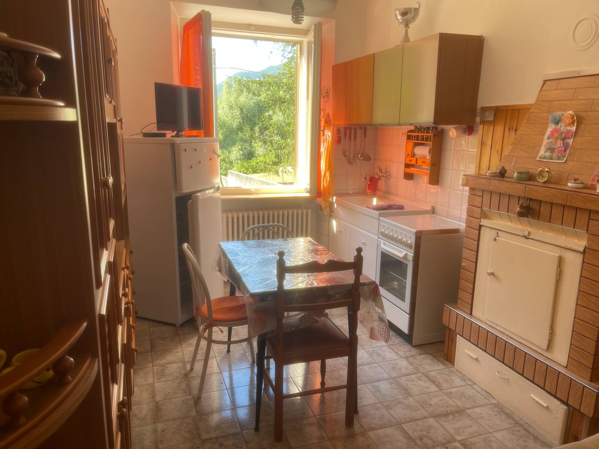 Ingresso autonomo in vendita a Fabriano, Cancelli