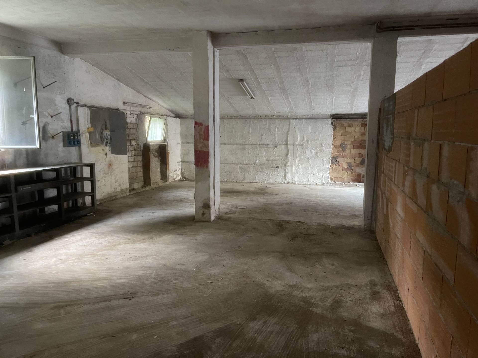 Box o garage in vendita a Fabriano, Borgo Centro Storico