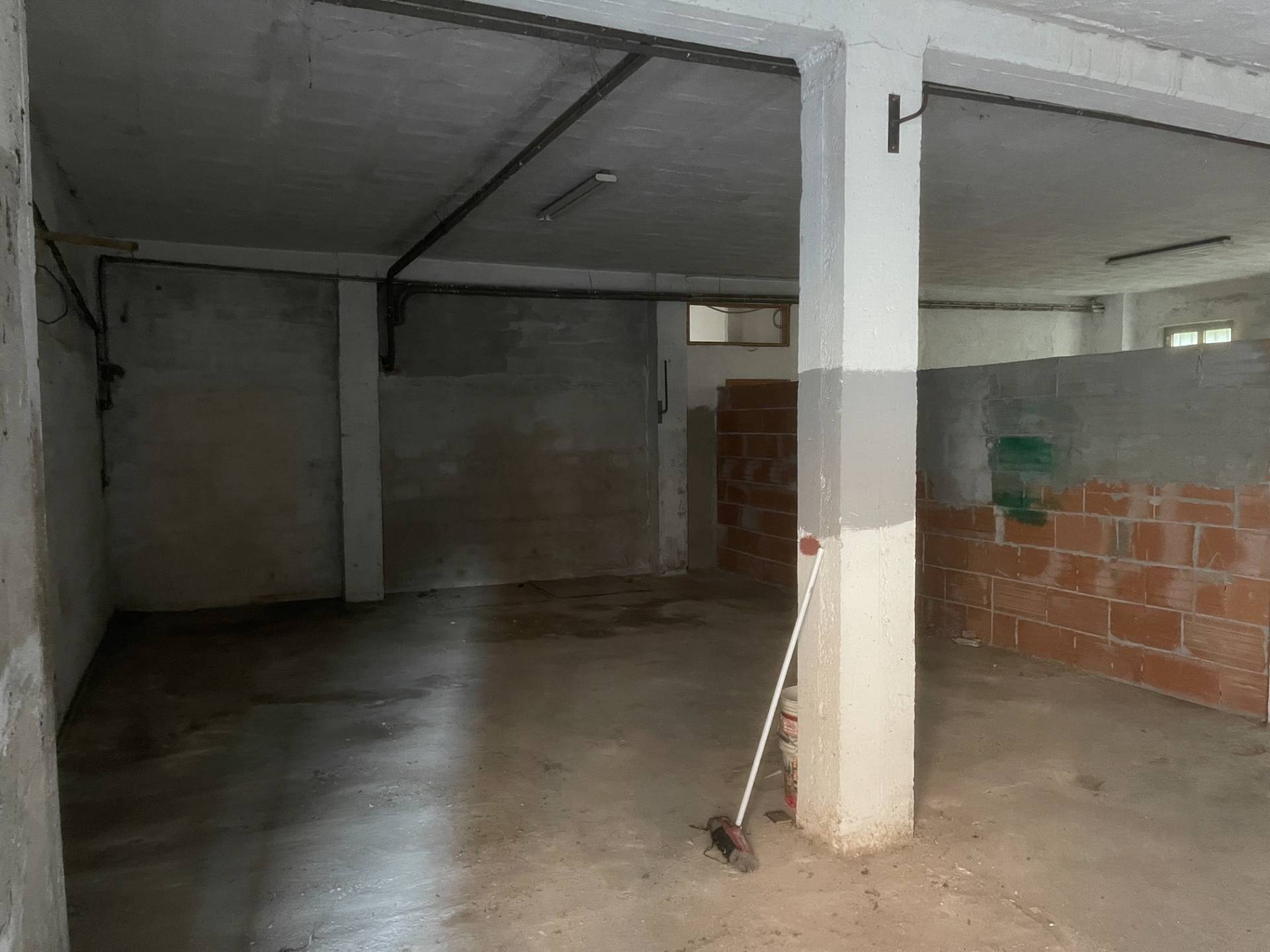 Box o garage in vendita a Fabriano, Borgo Centro Storico
