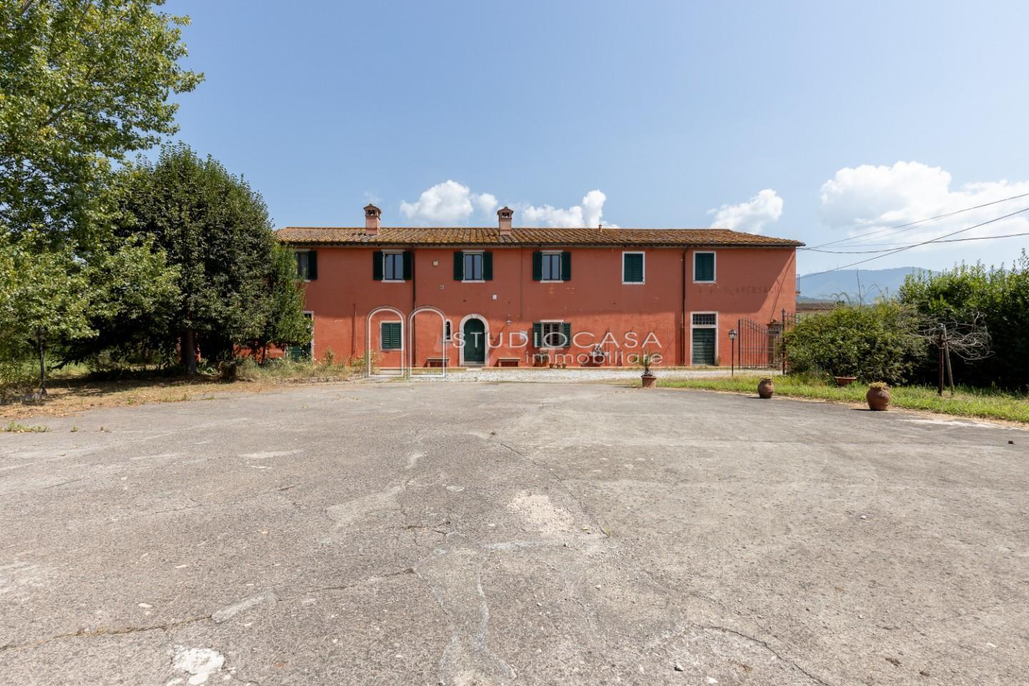 Rustico con giardino, San Giuliano Terme campo