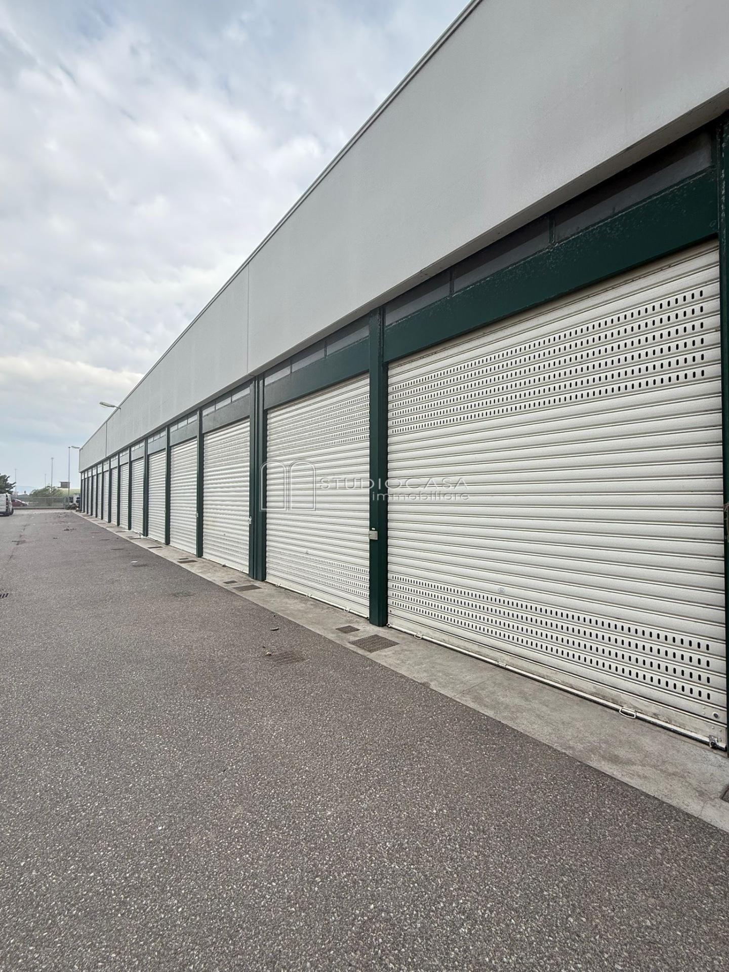 Casa vacanza Monolocale in affitto, Pisa montacchiello