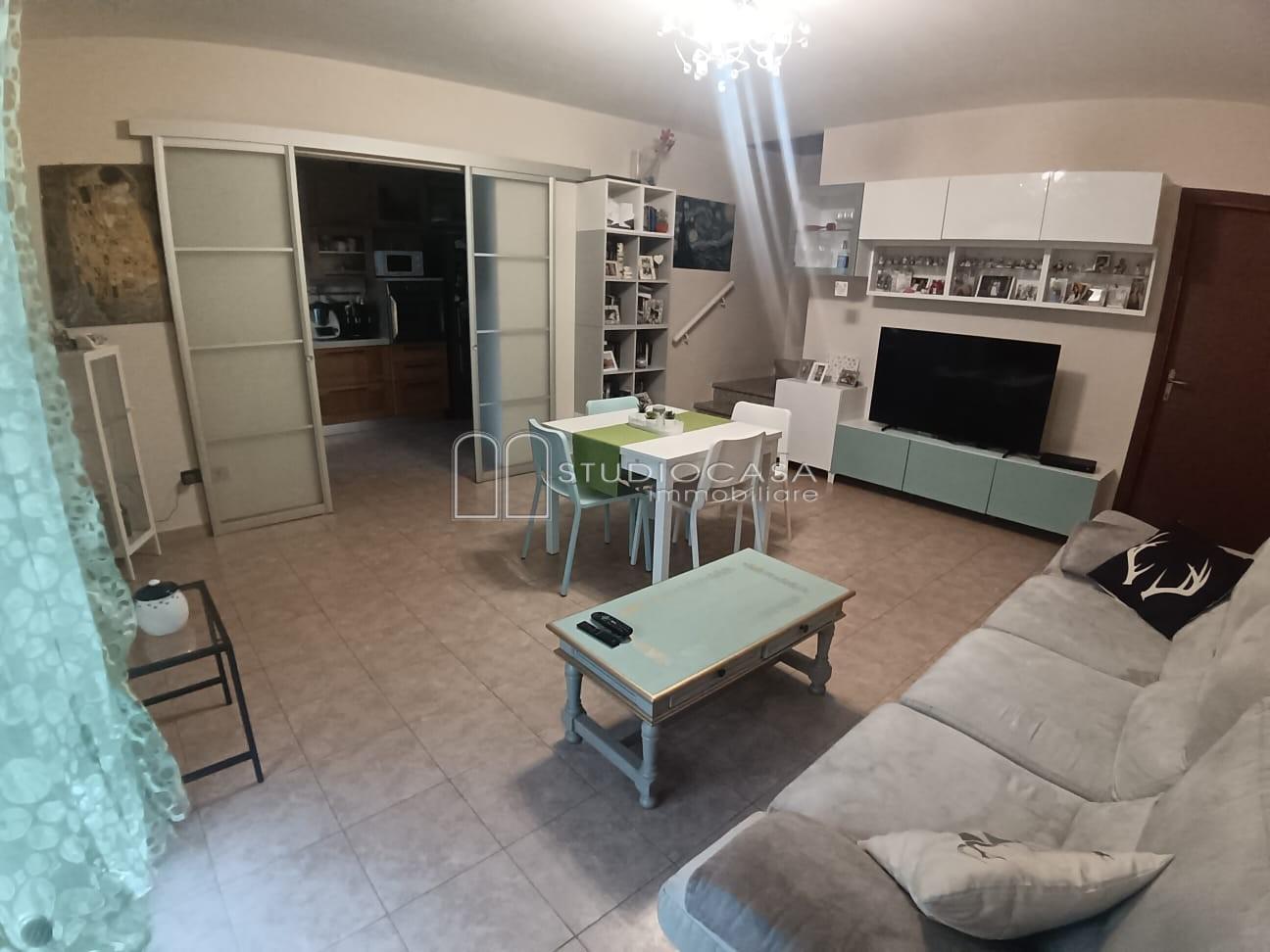 Villa con giardino, Vecchiano filettole