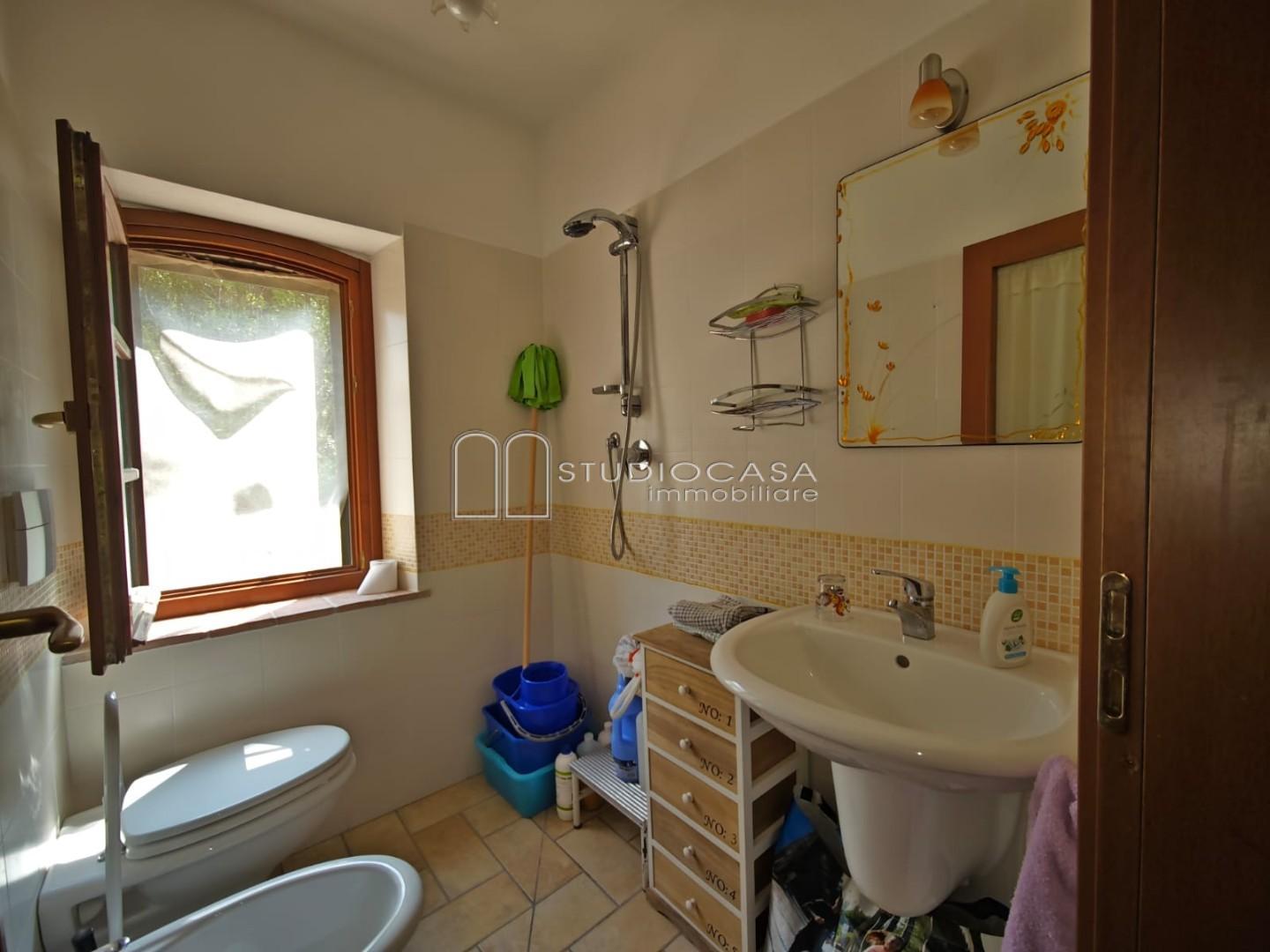 Casa indipendente con giardino a Castelnuovo di Val di Cecina