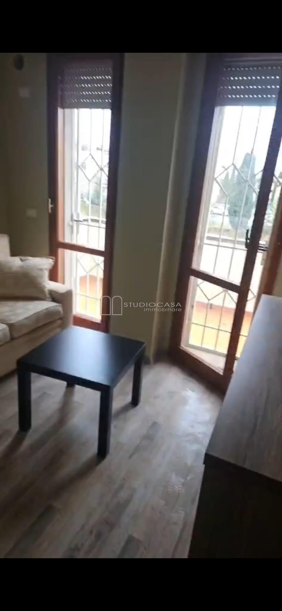 Bilocale arredato in affitto, Pisa nova