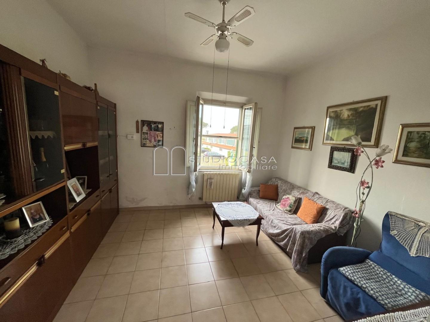 Quadrilocale con giardino, San Giuliano Terme madonna dell'acqua