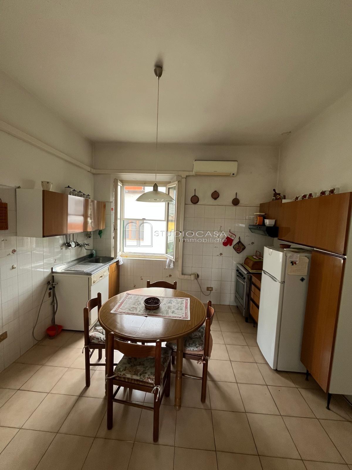 Quadrilocale con giardino, San Giuliano Terme madonna dell'acqua