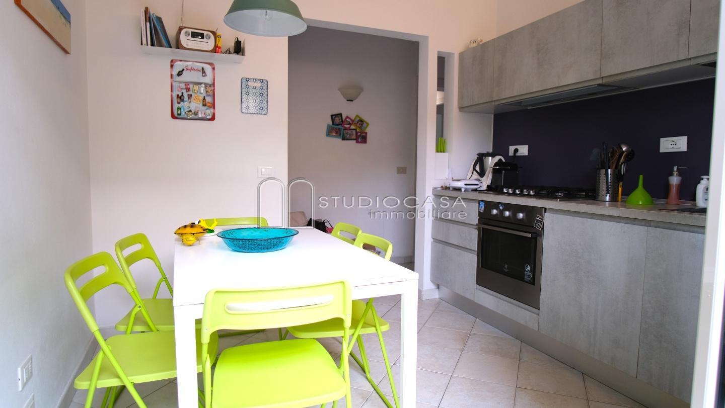 Villa con giardino, Pisa tirrenia