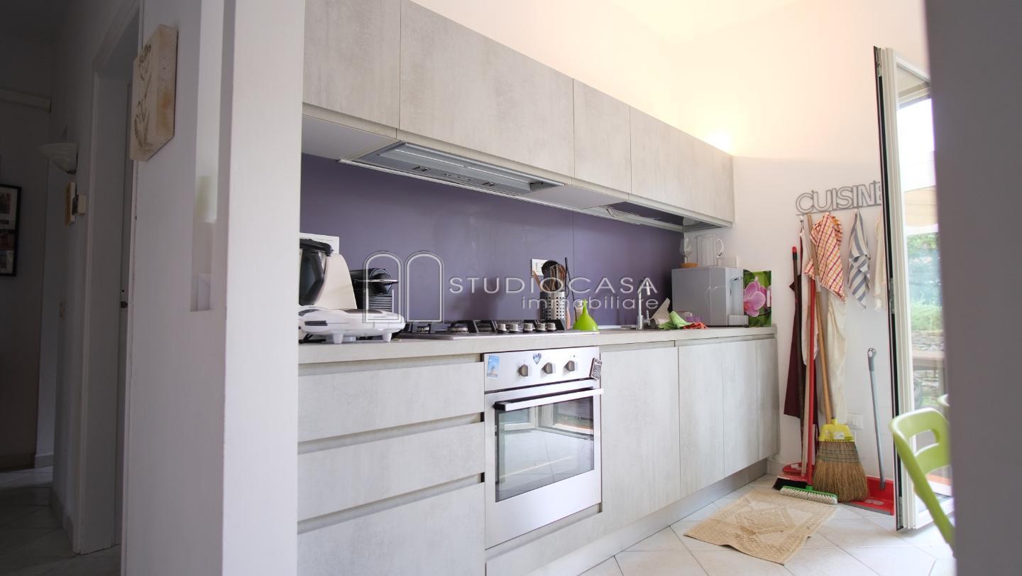 Villa con giardino, Pisa tirrenia