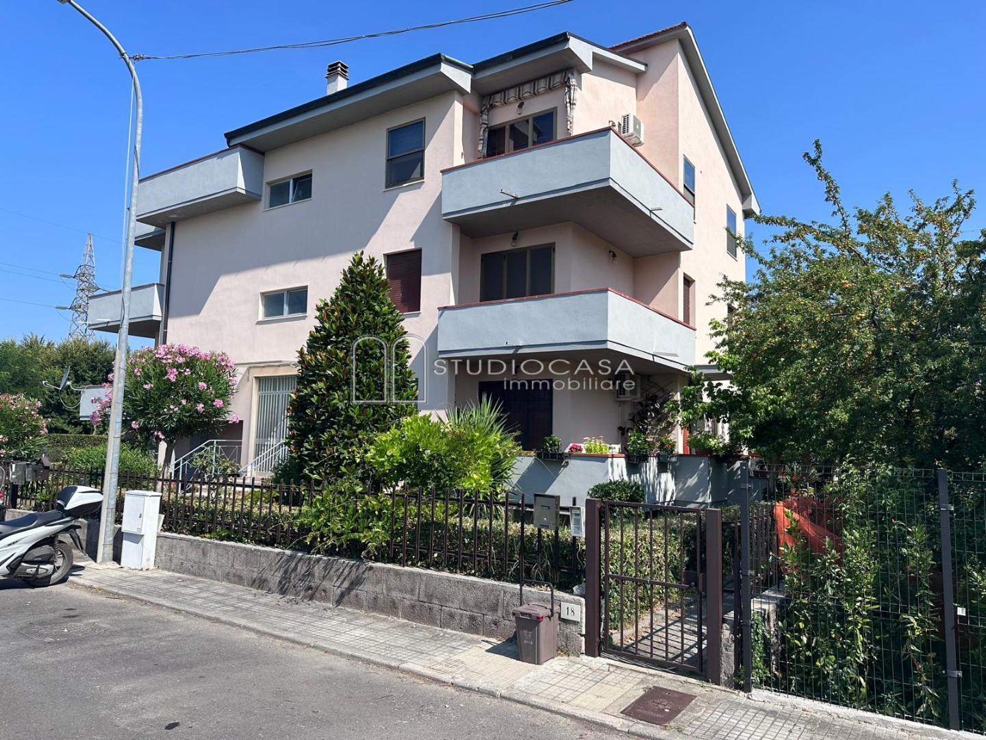 Quadrilocale con terrazzo, Pisa san giusto