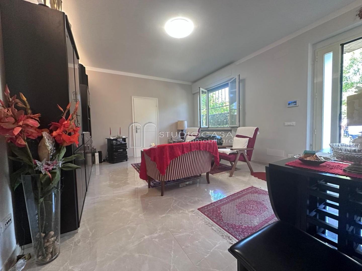 Villa con giardino, Pisa putignano no