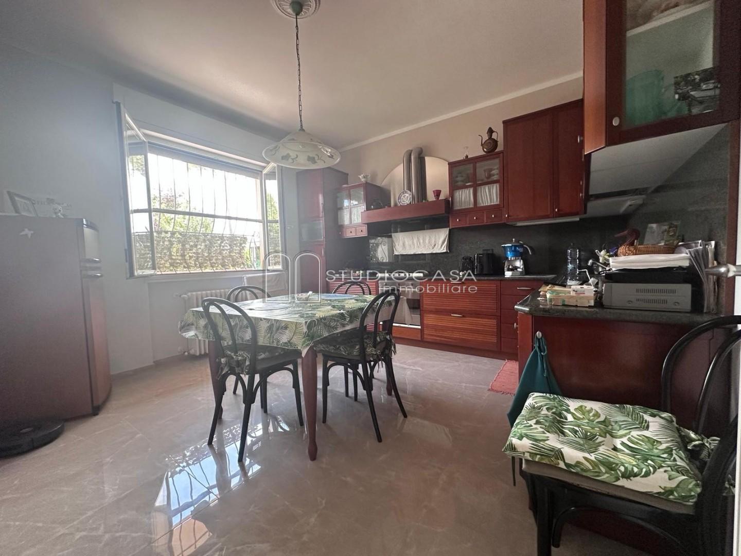 Villa con giardino, Pisa putignano no