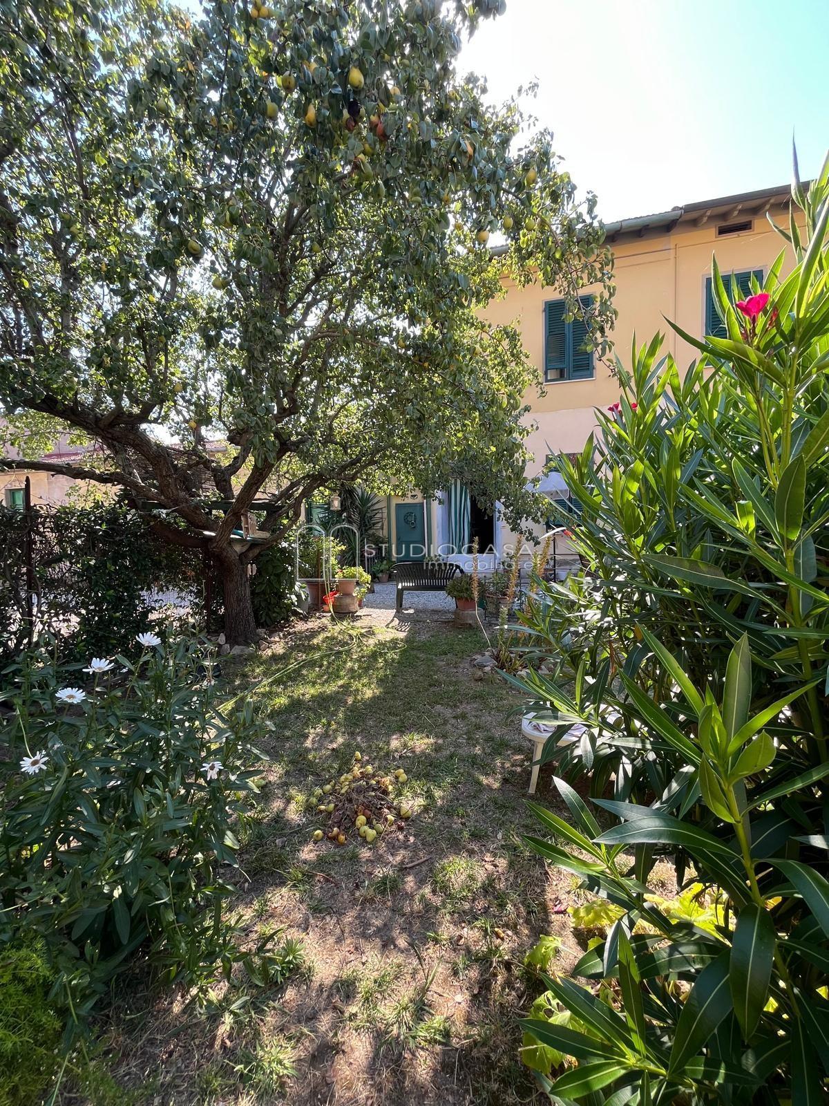 Casa indipendente con giardino, San Giuliano Terme mezzana