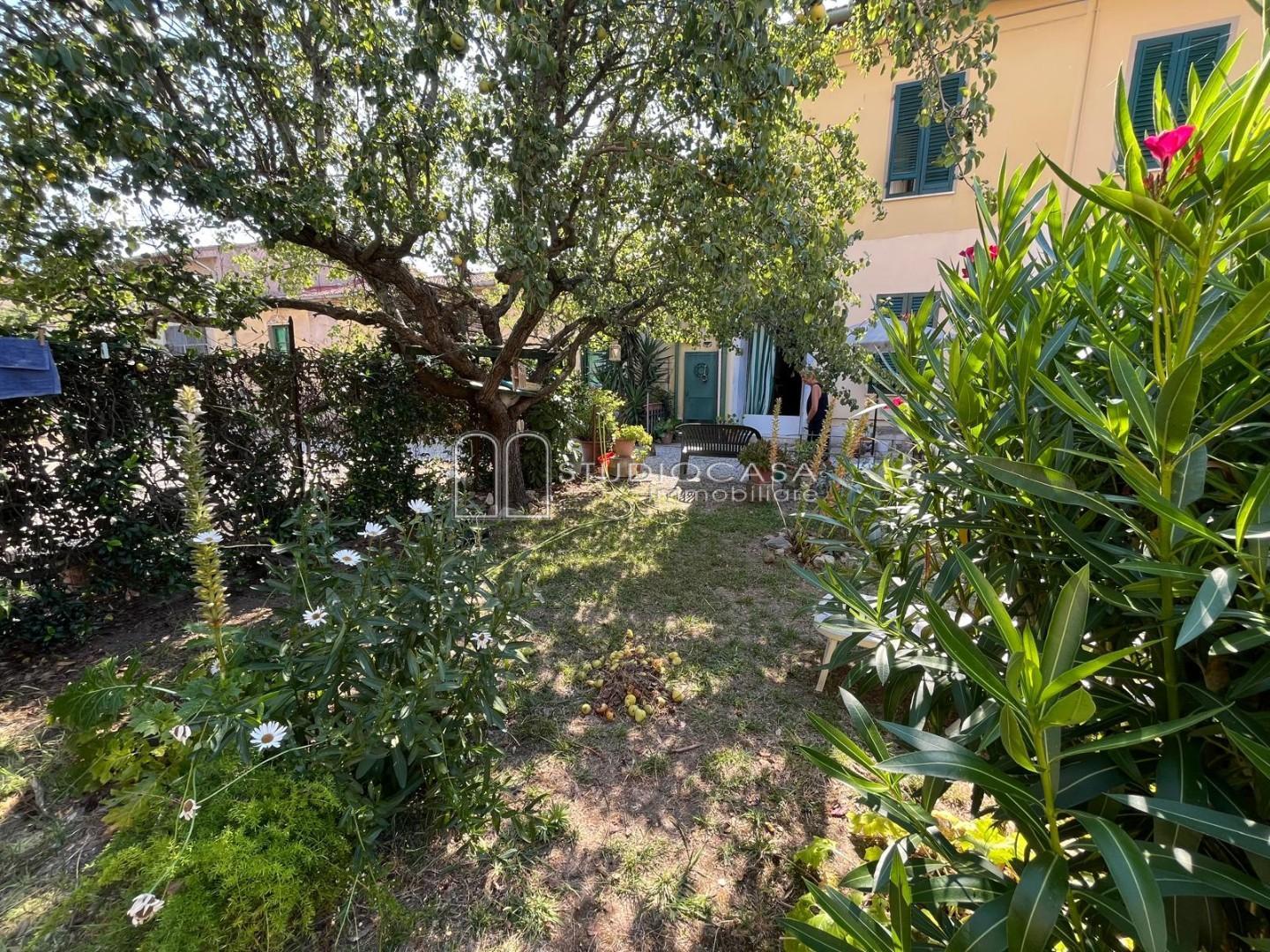 Casa indipendente con giardino, San Giuliano Terme mezzana