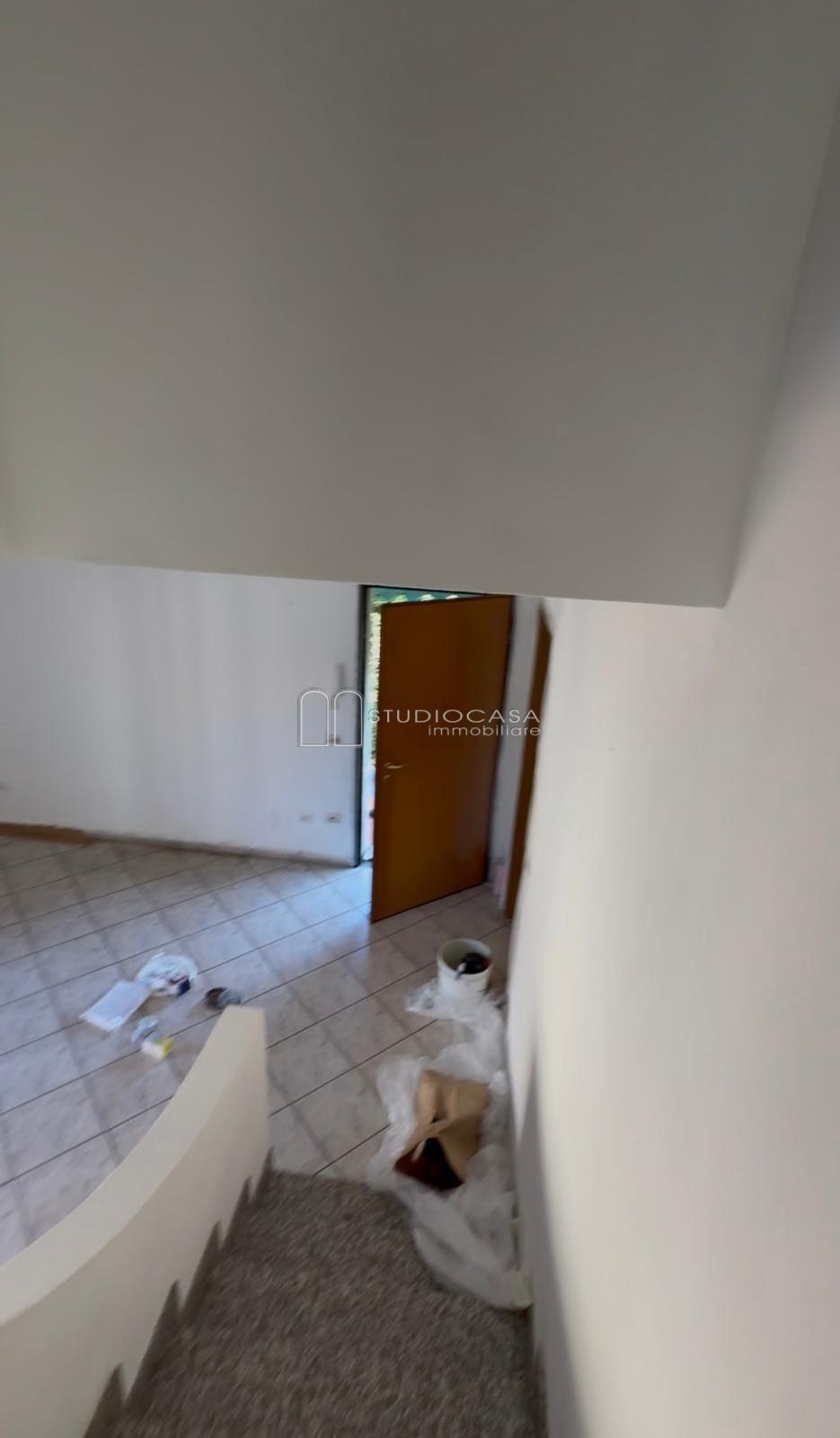Villa con giardino, Pisa putignano no