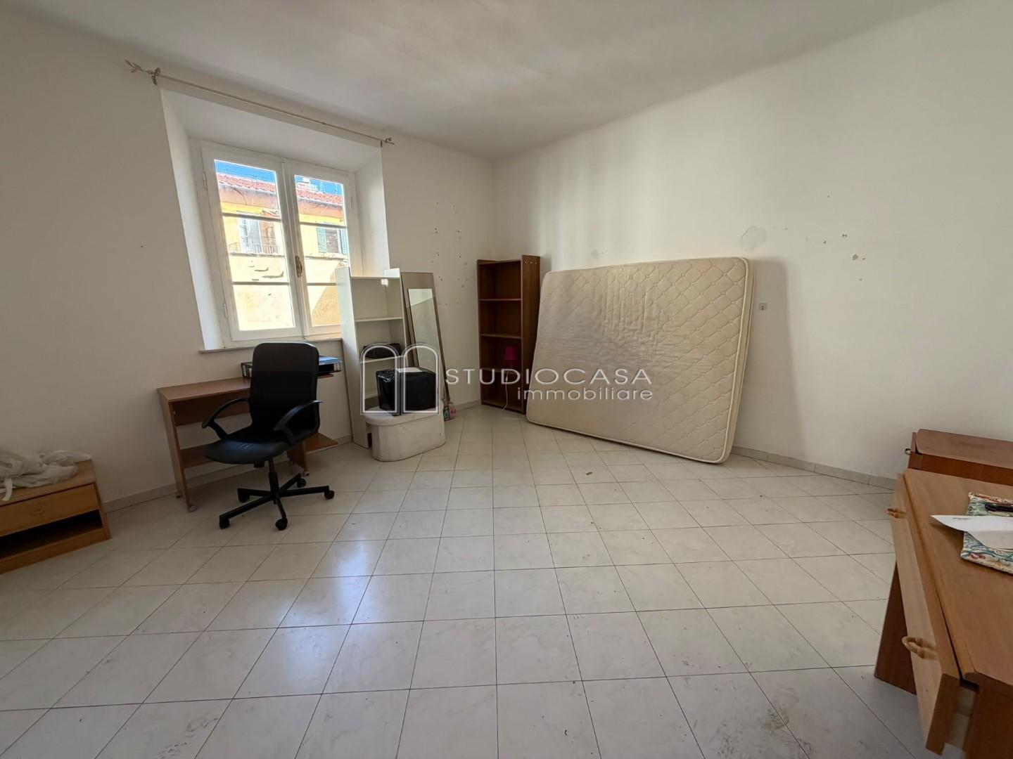 Appartamento arredato in affitto, Pisa borgo stretto