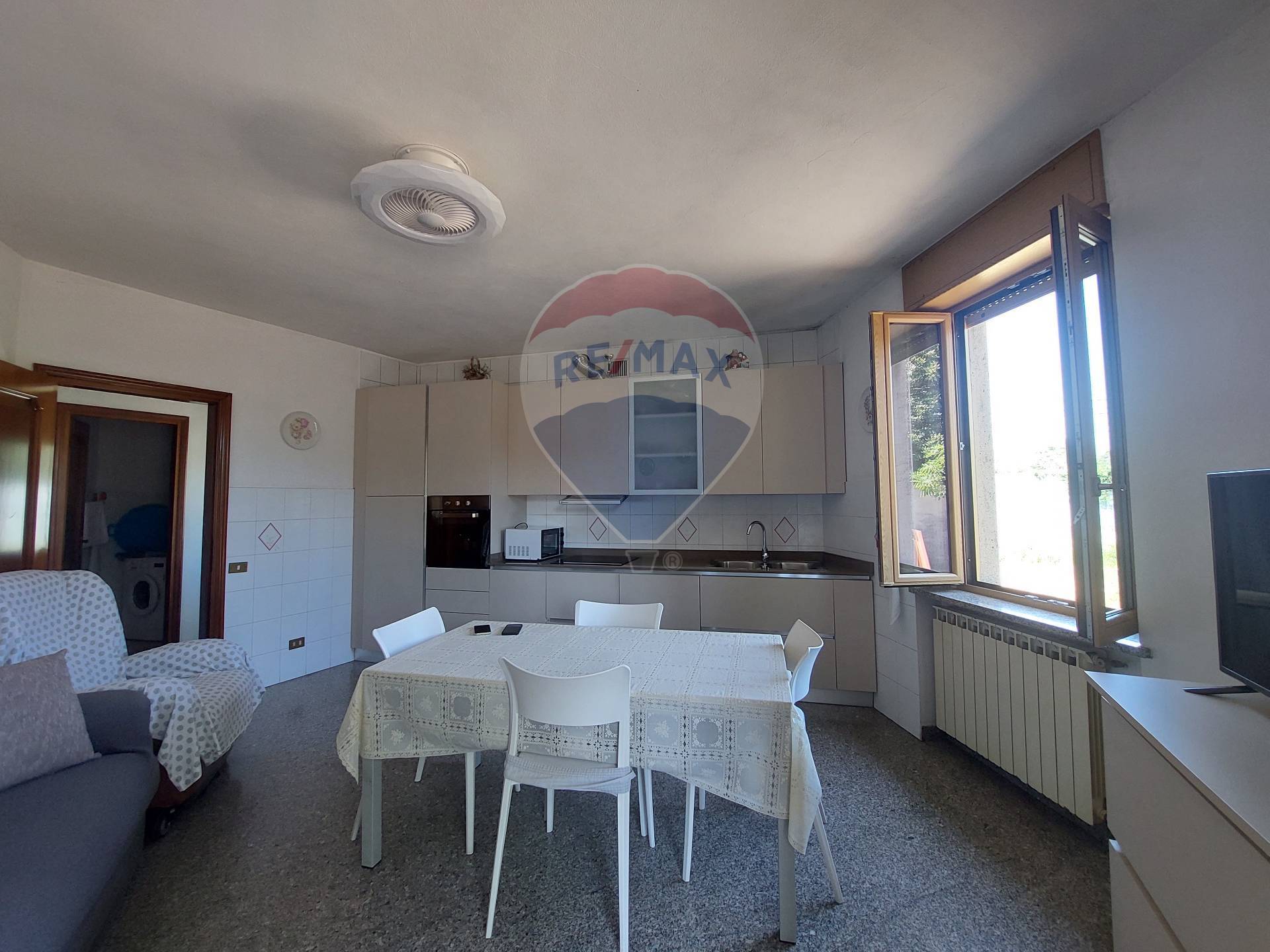 Casa Indipendente in vendita a Milano, Villa Pizzone