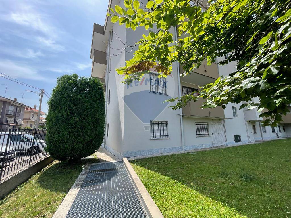Appartamento in vendita a Legnano, Legnarello