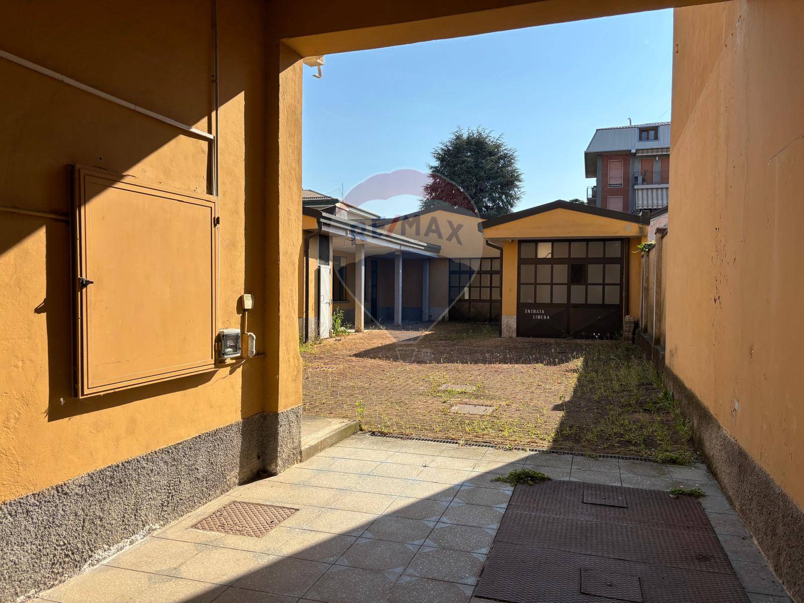 Laboratorio in vendita a Busto Arsizio, Ospedale
