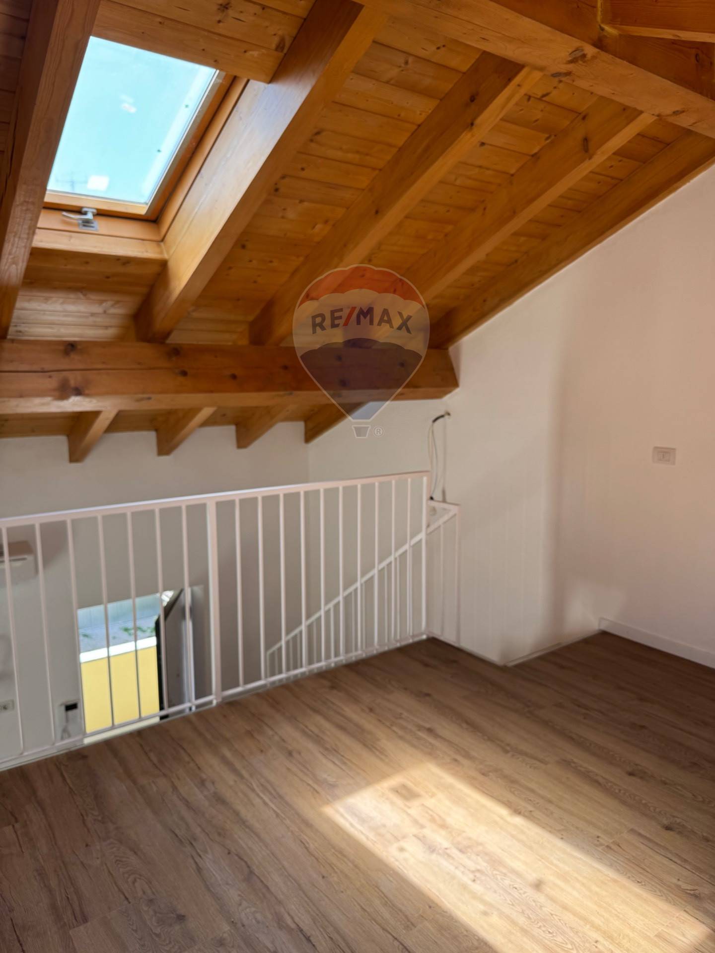 Attico/Mansarda in vendita a Rho, Zona Centro