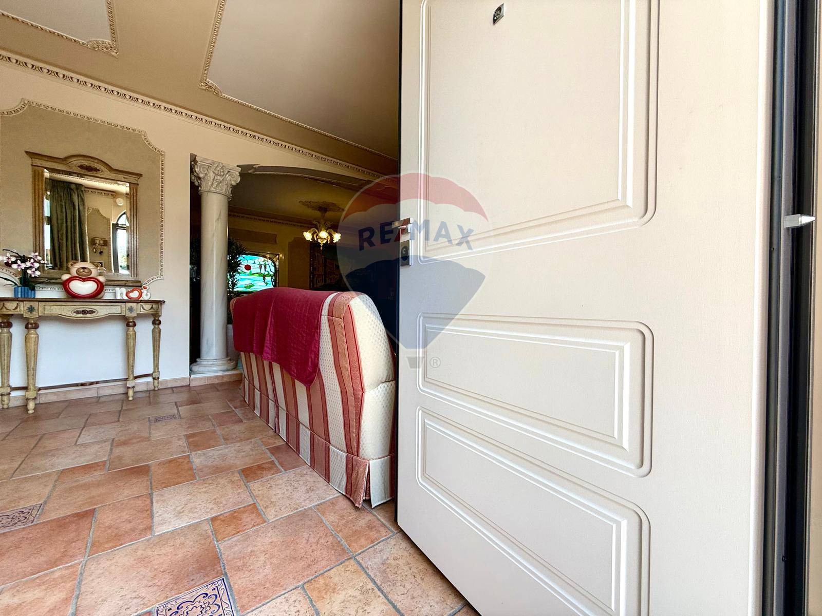 Casa Semindipendente in vendita a Samarate, Verghera