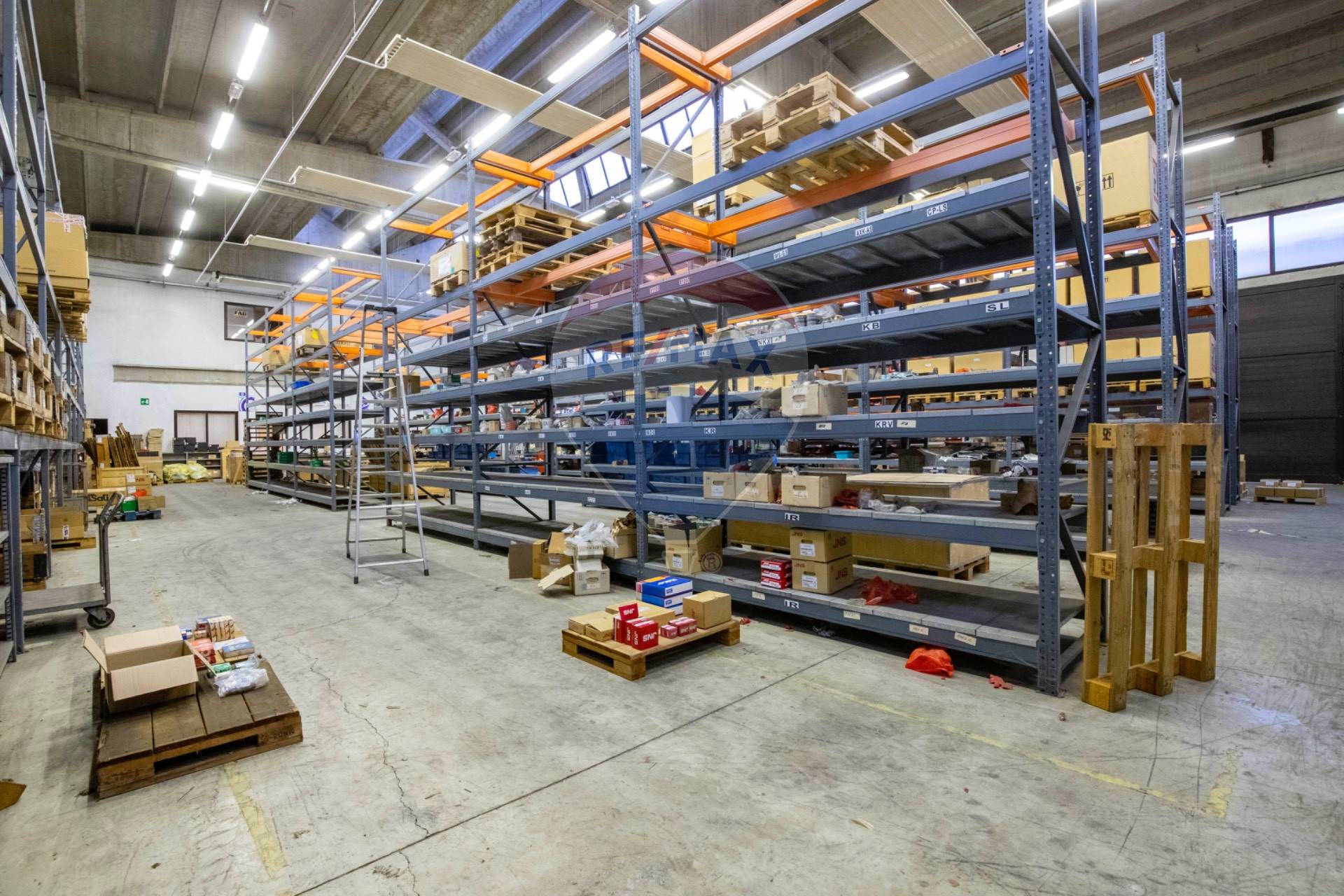 Capannone Industriale in vendita a Nerviano