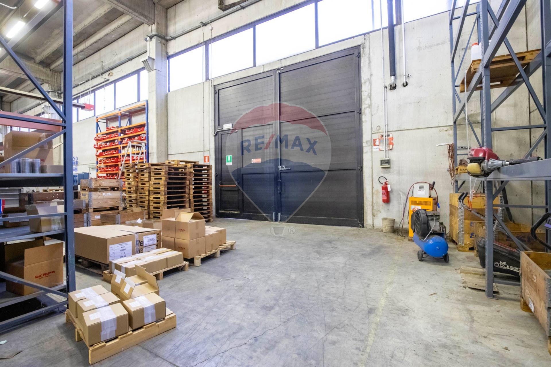 Capannone Industriale in vendita a Nerviano