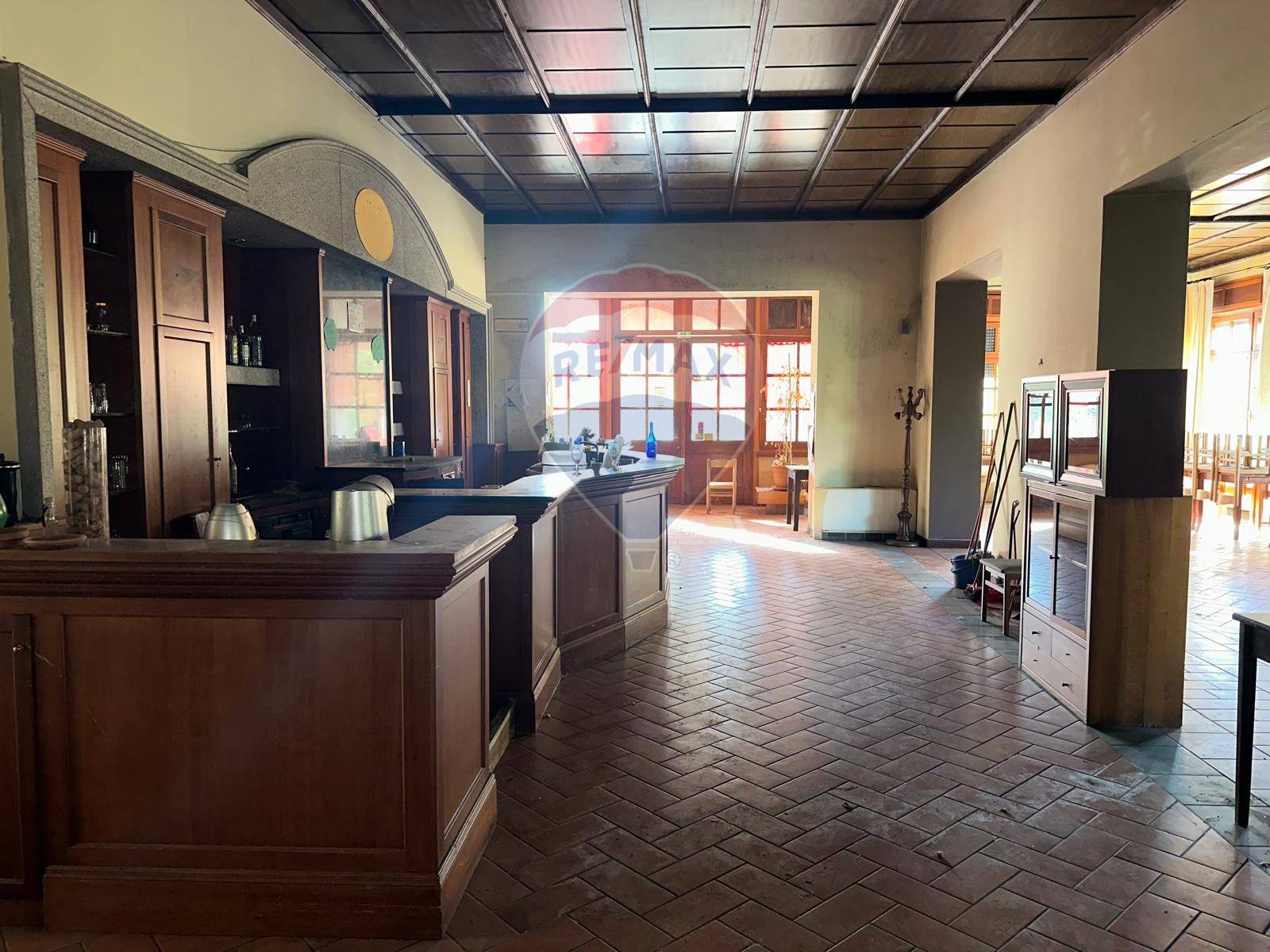 Ristorante in vendita a Lonate Pozzolo