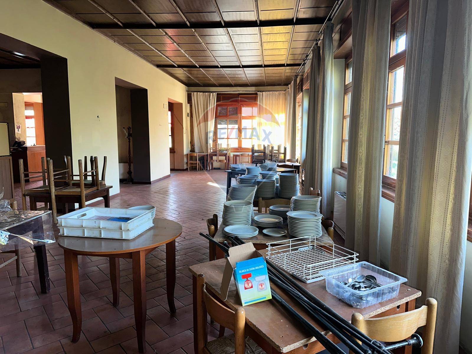 Ristorante in vendita a Lonate Pozzolo