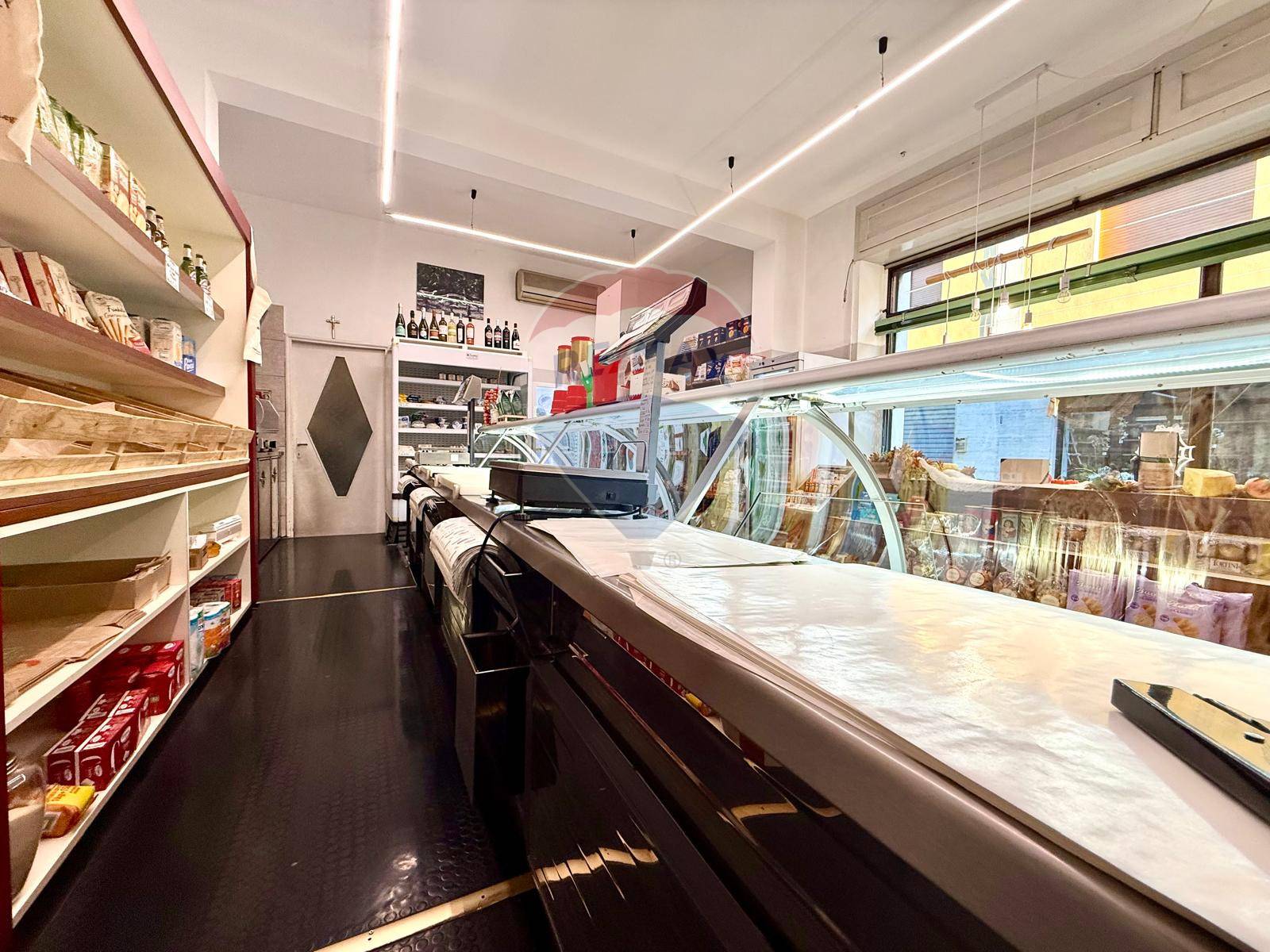 Attivit Commerciale in vendita a Legnano, Confine Con S. Giorgio S/L