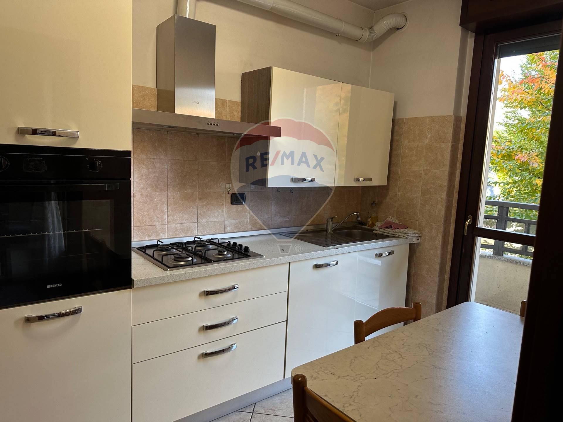 Appartamento in vendita a Legnano, Oltrestazione