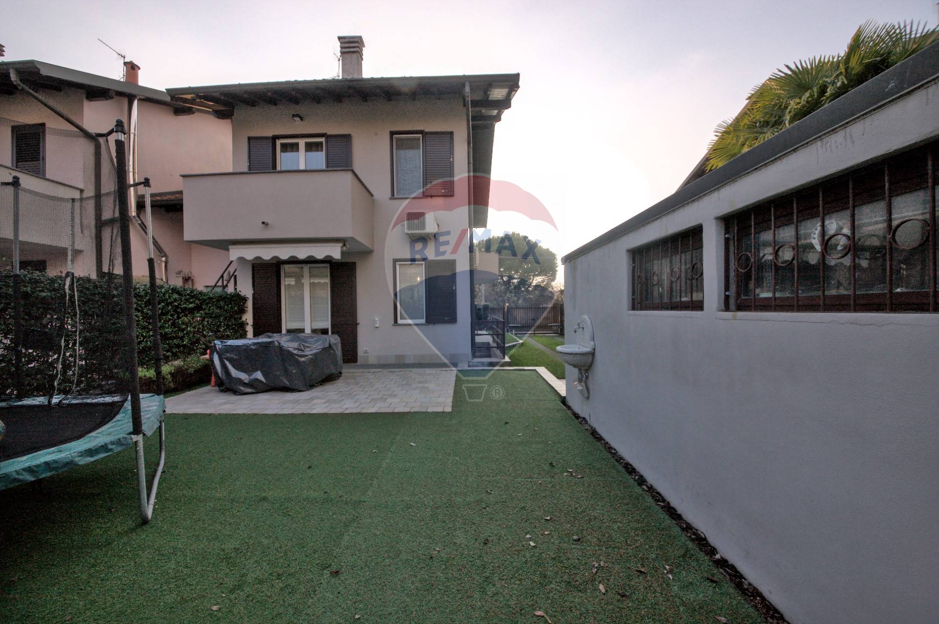 Villa a schiera in vendita a Canegrate