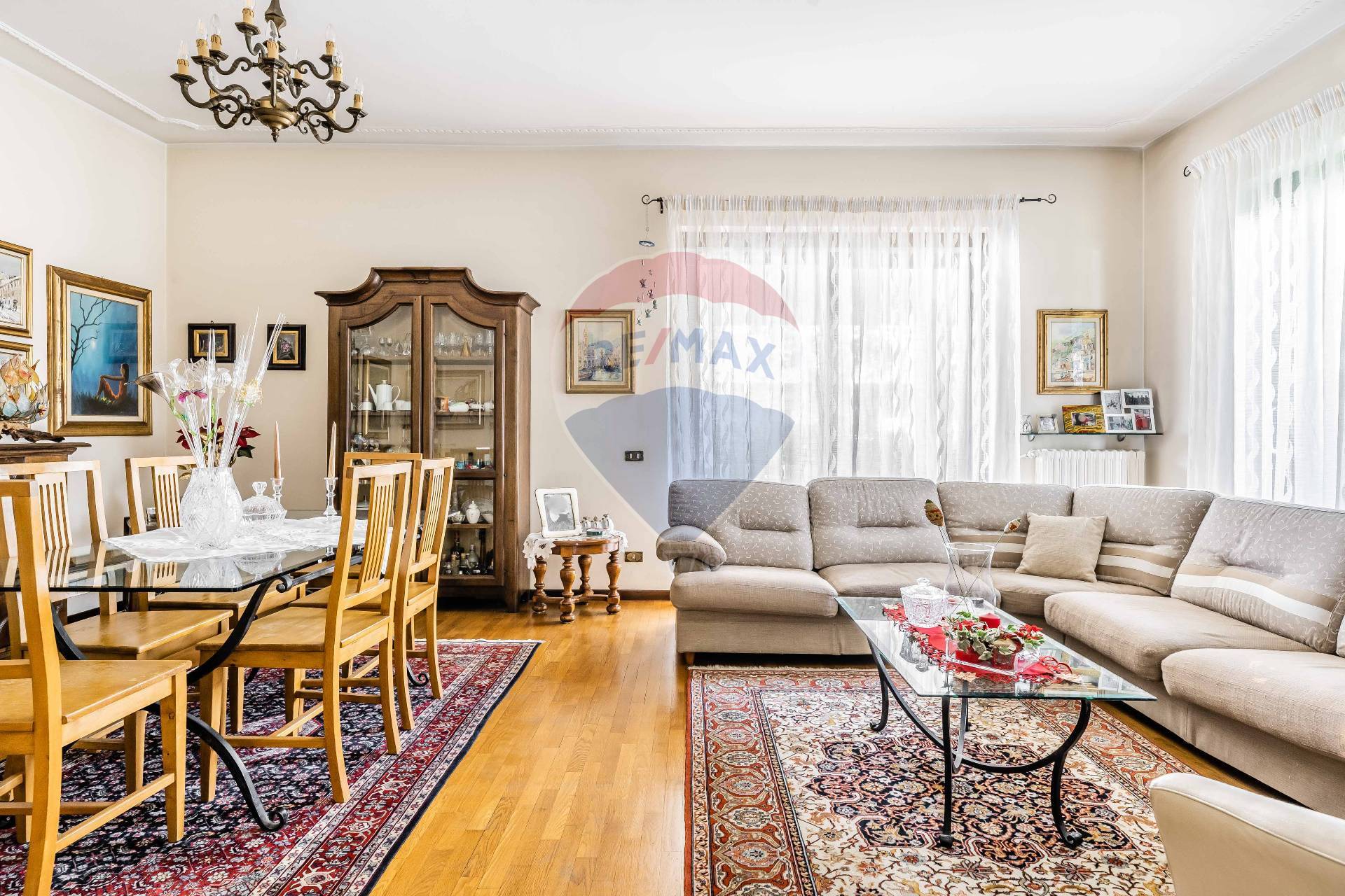 Villa singola in vendita a Busto Garolfo