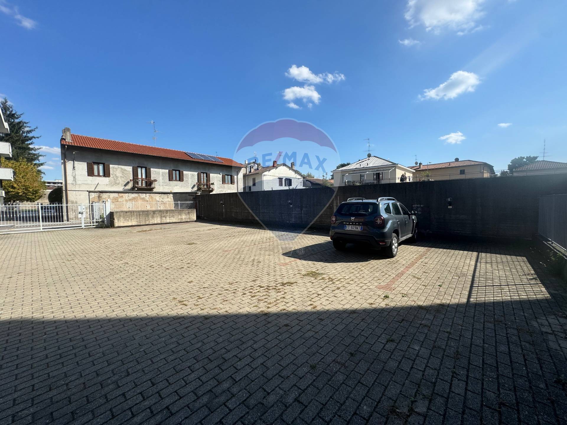 Garage/Box in vendita a Castellanza