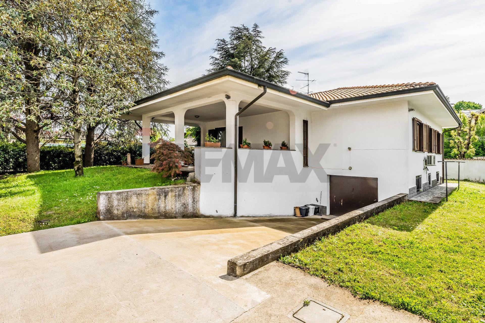 Villa singola in vendita a Busto Garolfo