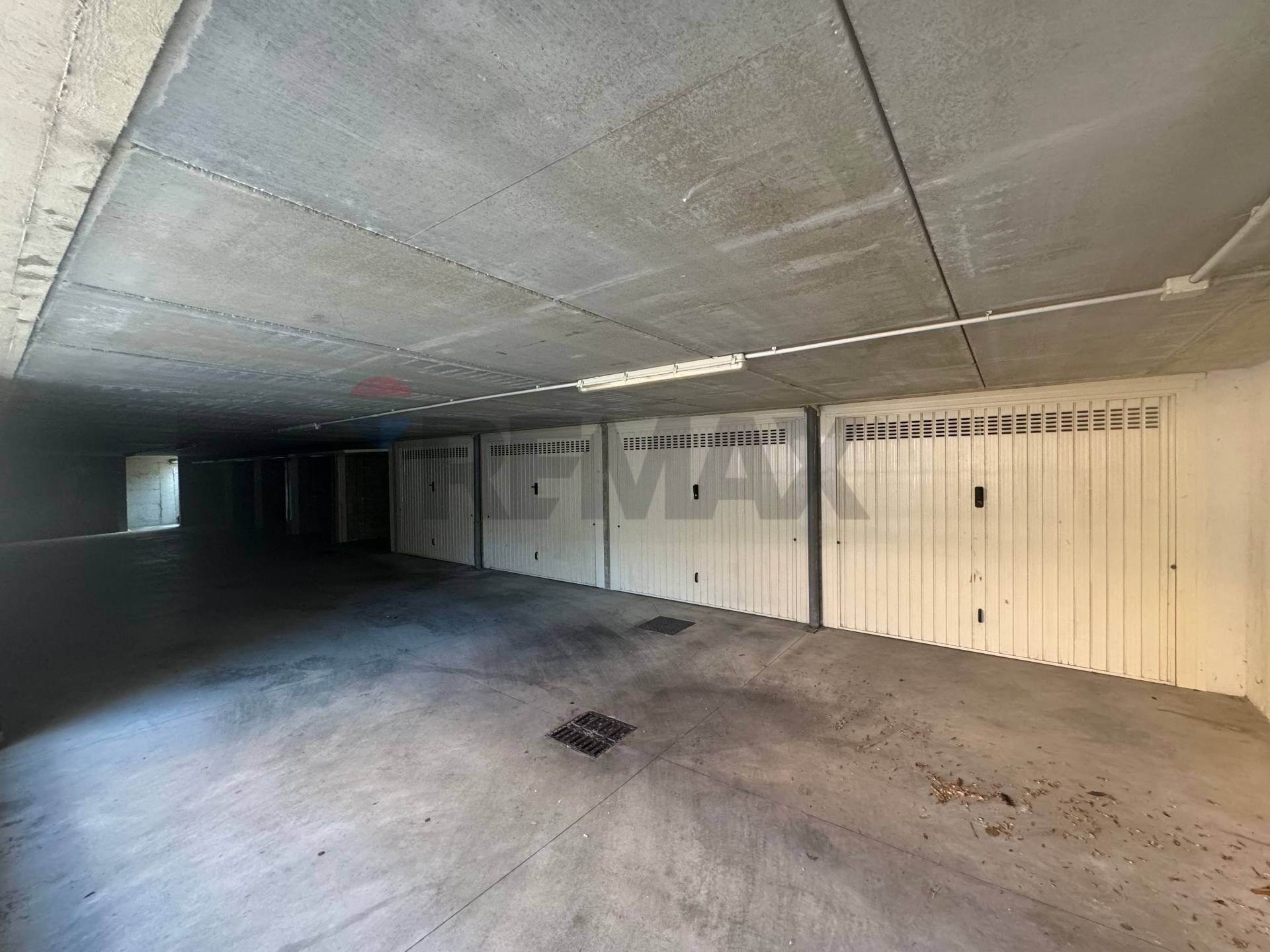 Garage/Box in vendita a Castellanza