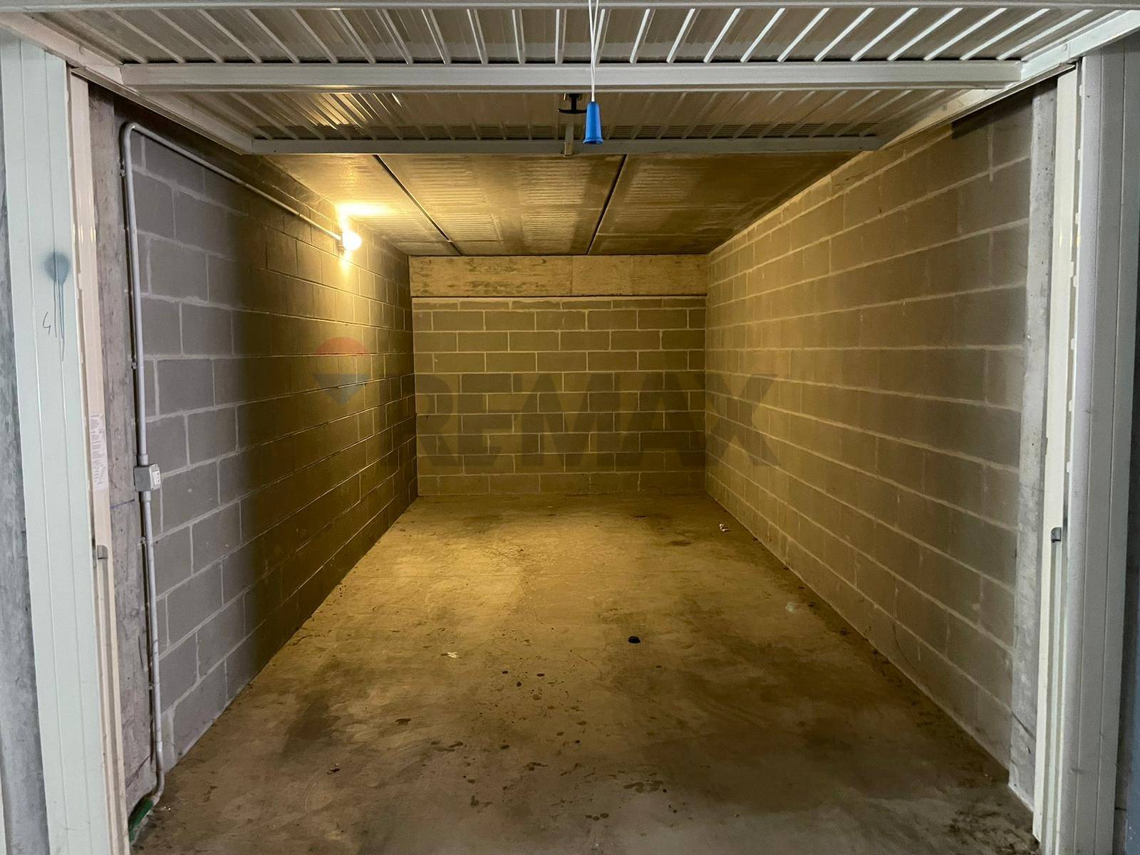 Garage/Box in vendita a Castellanza