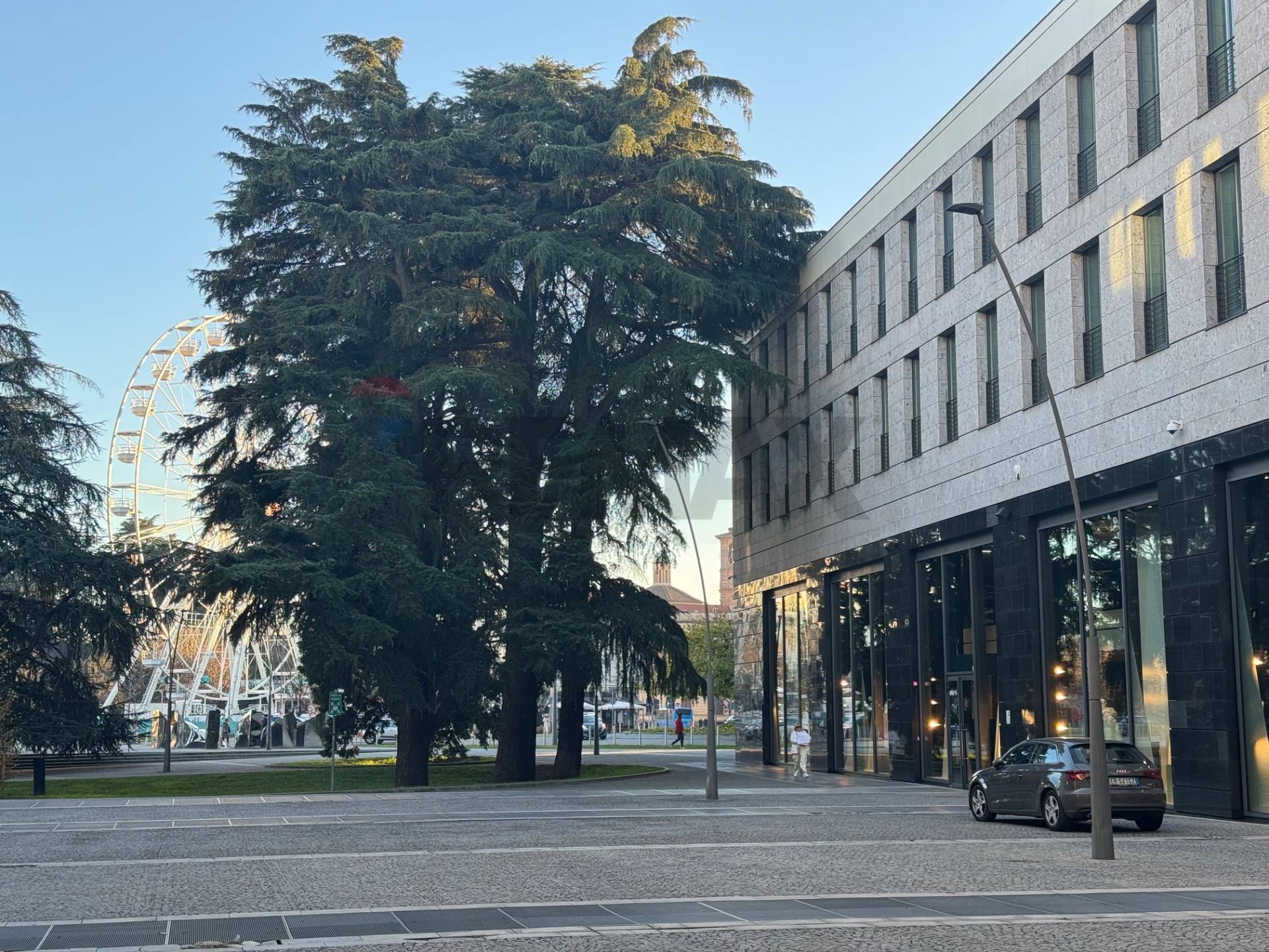 Ufficio in affitto a Legnano, Centro