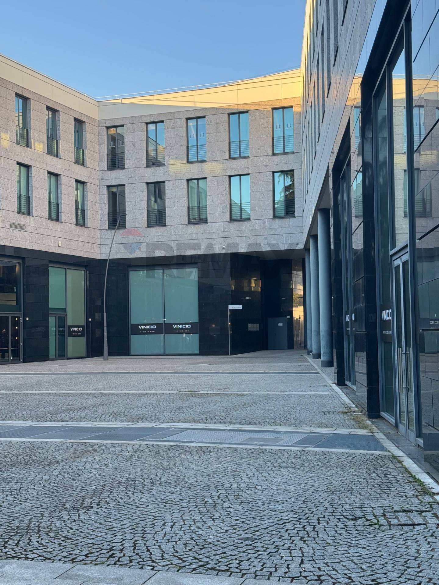 Ufficio in affitto a Legnano, Centro