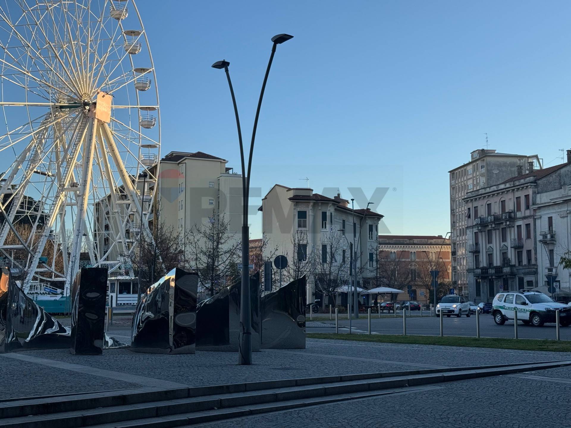 Ufficio in affitto a Legnano, Centro