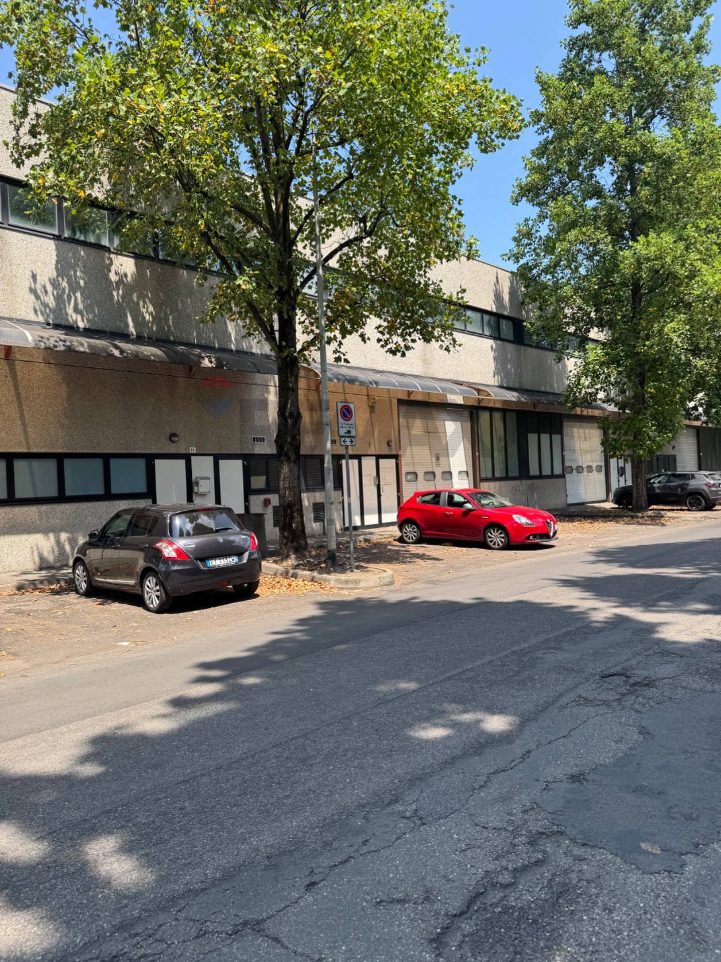 Ufficio in affitto a Legnano, Oltrestazione