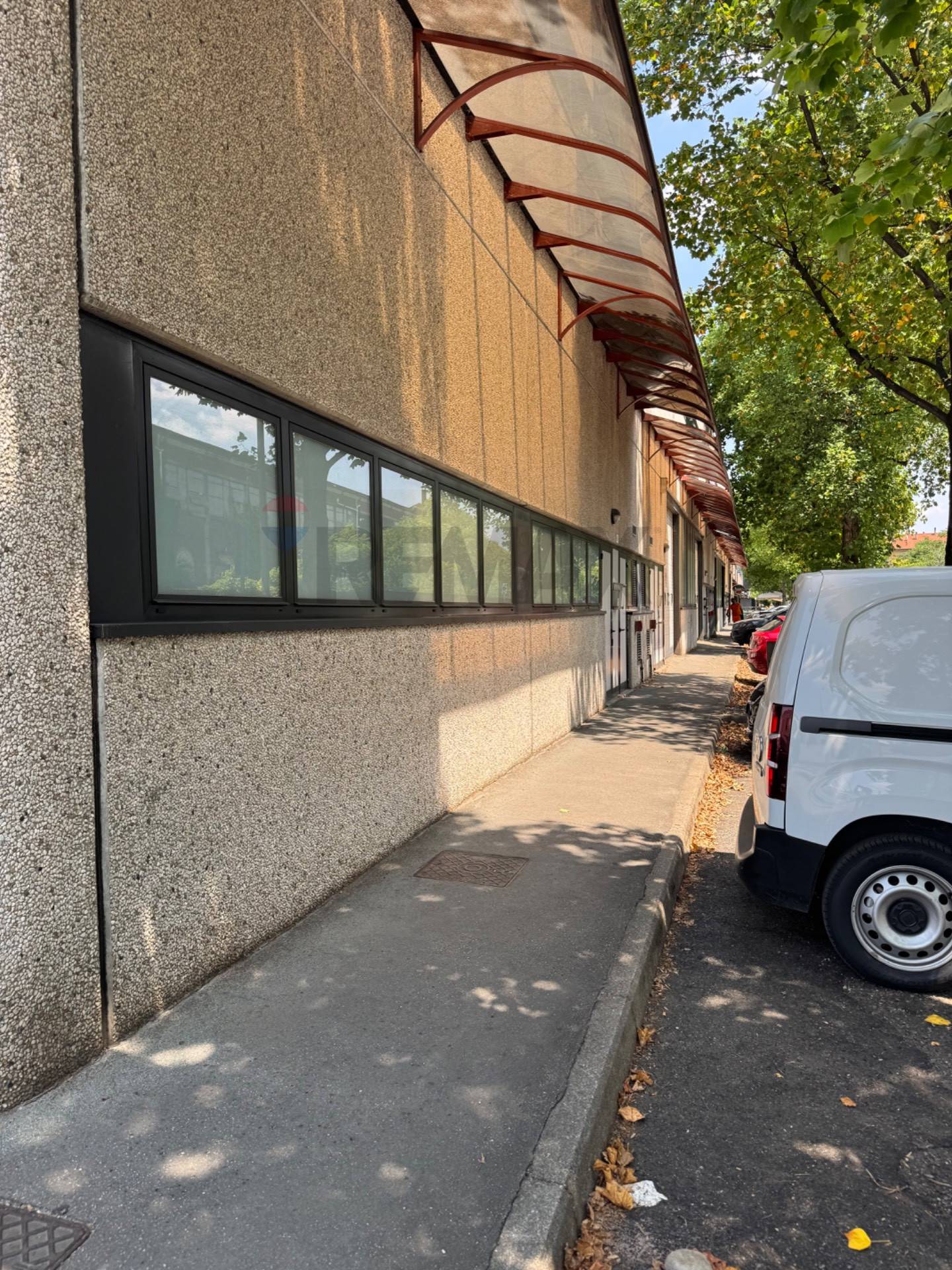 Ufficio in affitto a Legnano, Oltrestazione