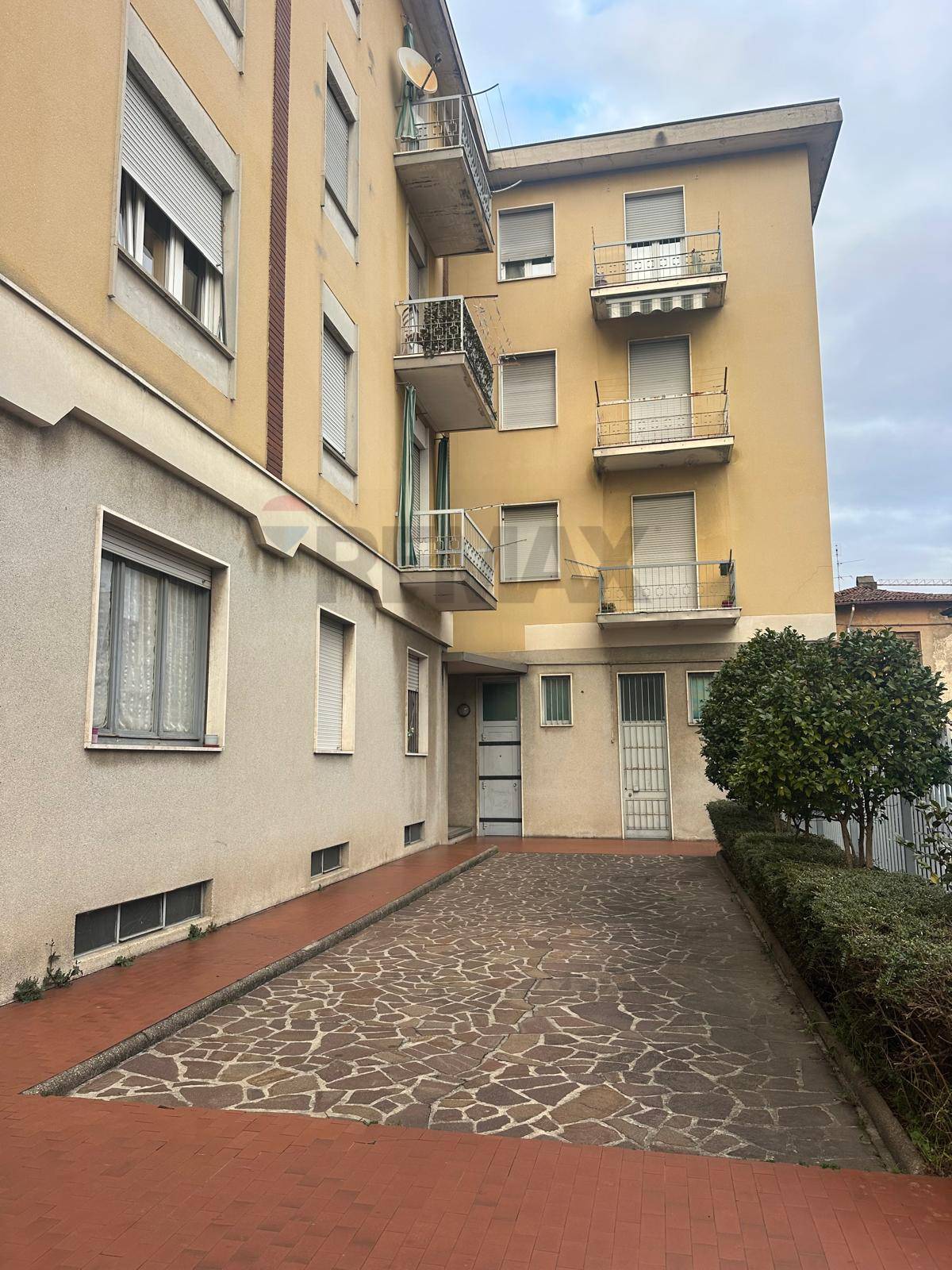 Appartamento in vendita a Rescaldina