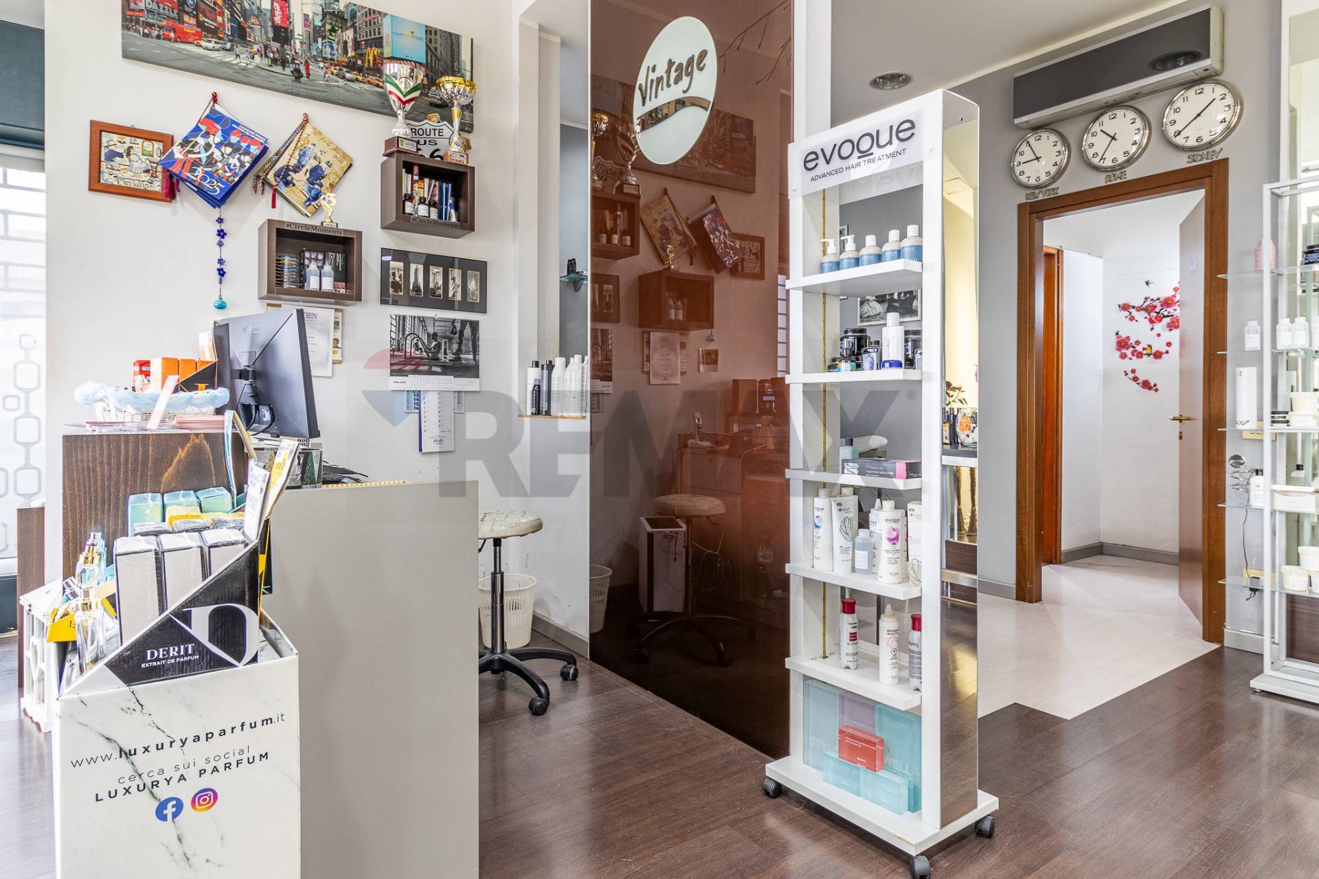 Negozio in vendita a Villa Cortese