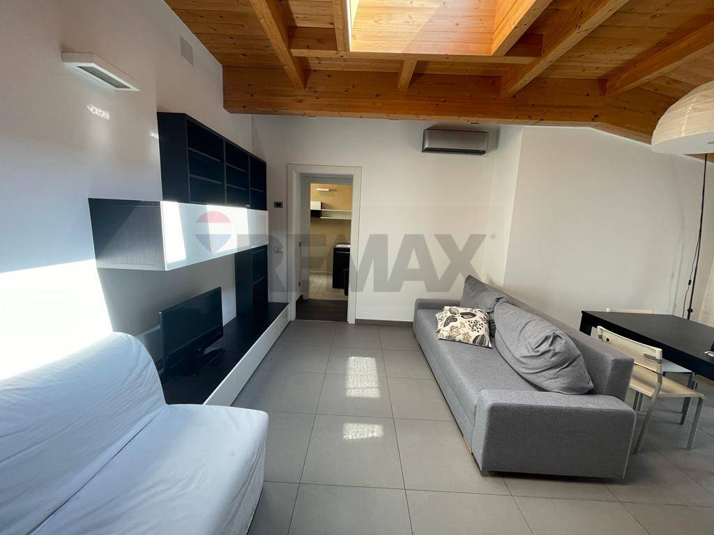 Attico/Mansarda in affitto a Milano, Washington