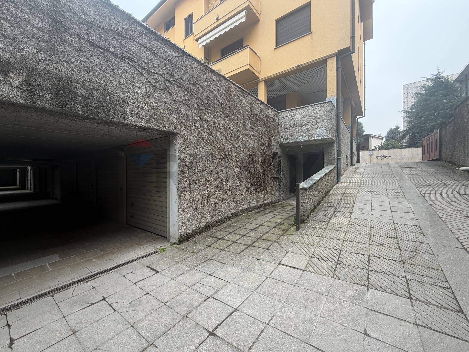 Garage/Box in affitto a Parabiago