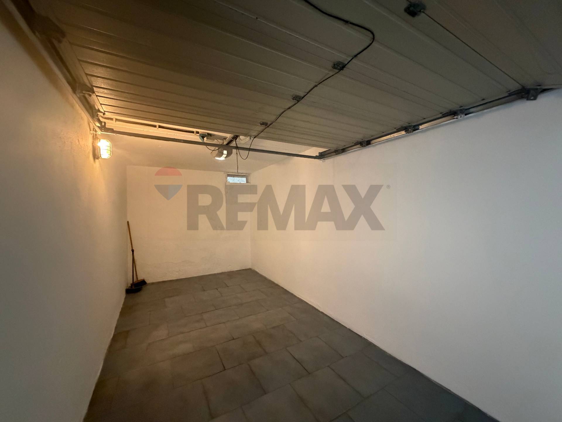 Garage/Box in affitto a Parabiago